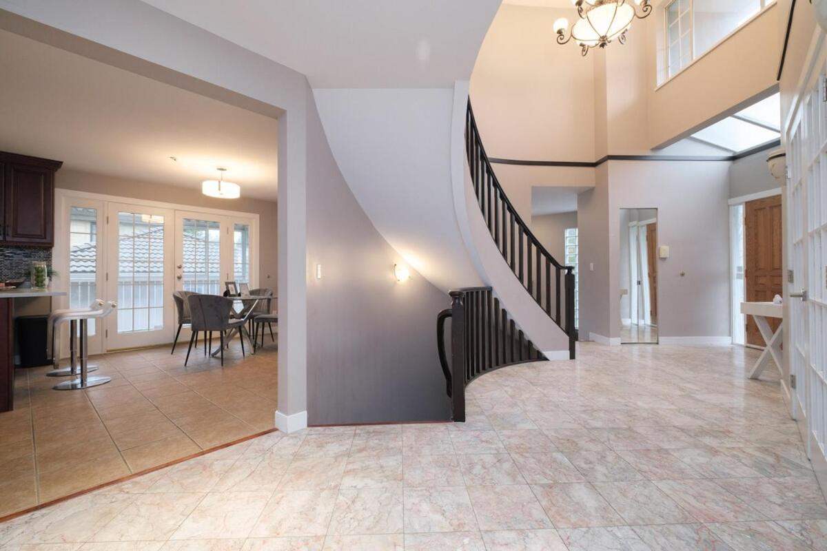 Spacious 4Br W Ensuites Mins To Downtown Yvr Ubc Vancouver Exteriér fotografie